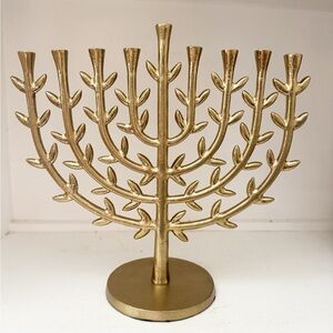 Threshold gold menorah Hanukkah menorah hanukkiah